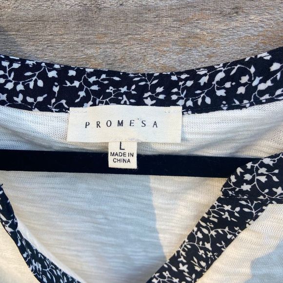 Promesa | Women’s Boho Floral Sleeve Blouse, Size Large - Picture 2 of 9